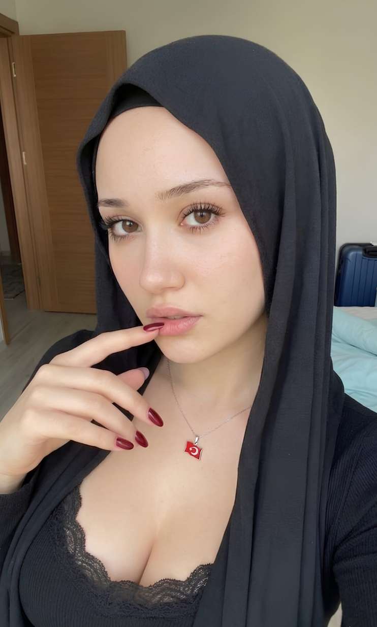Bireysel Türbanlı Hazal
