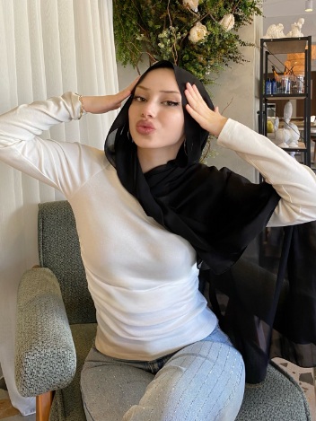 Rabia Türbanlı